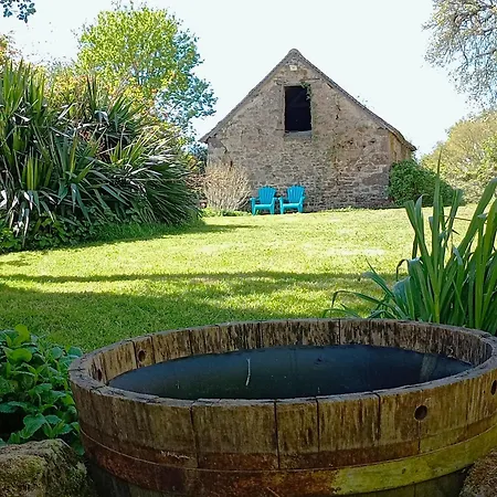 Du Clos Fleuri Σπίτι διακοπών *